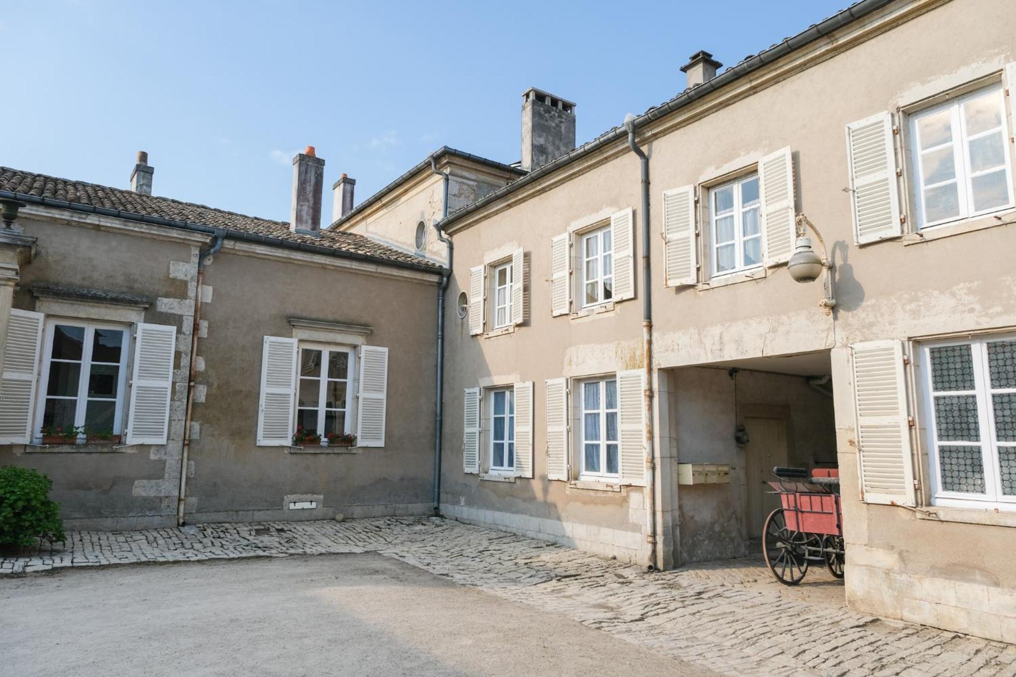 Chateau De Choloy Buitenkant foto